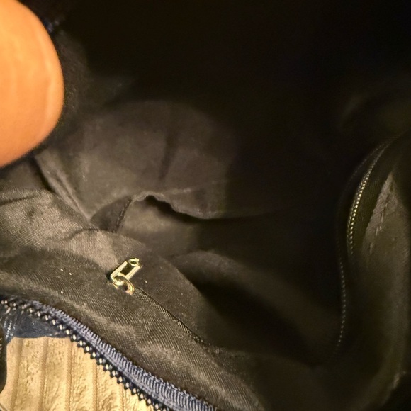 Blue denim Cannage Pattern Zippered Bag - Picture 9 of 9